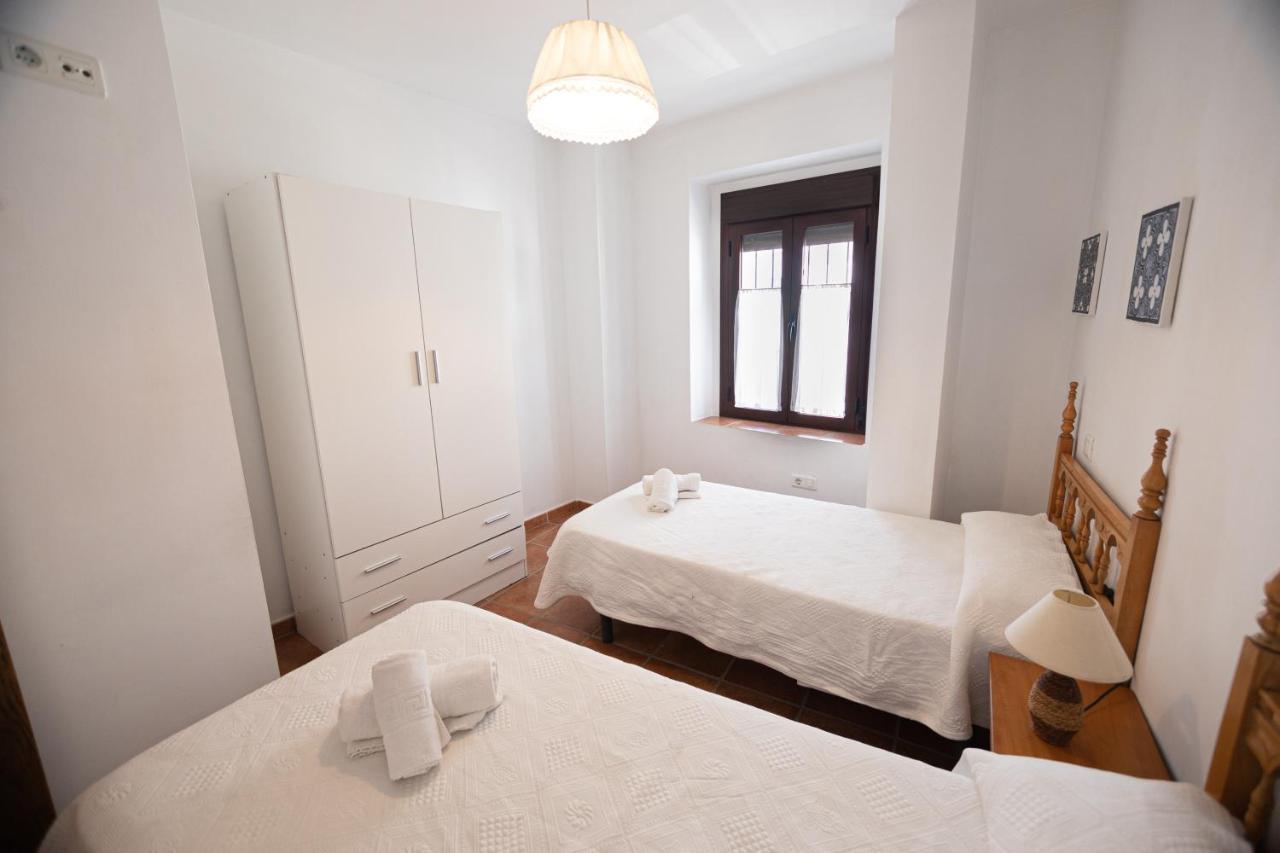 Casa con patio andaluz cerca del tajo de ronda Appartamento Esterno foto