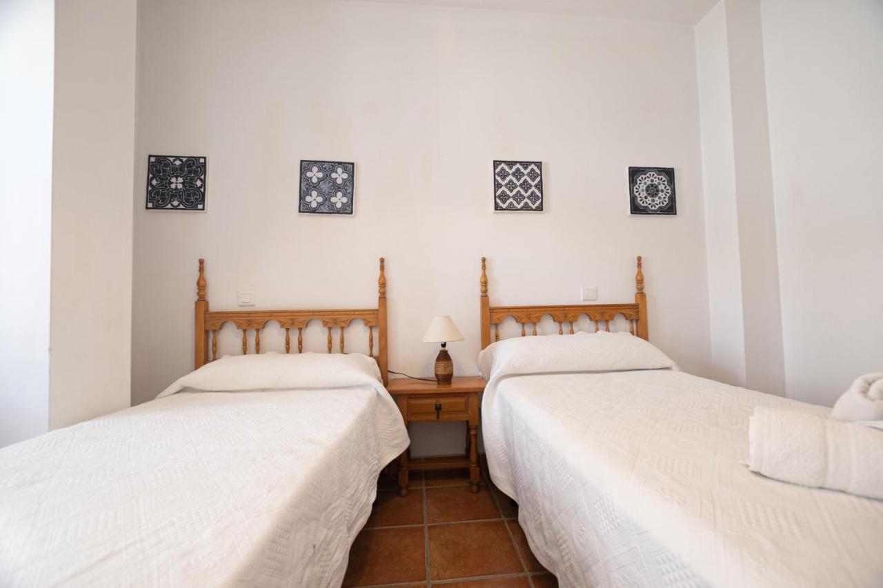 Casa con patio andaluz cerca del tajo de ronda Appartamento Esterno foto
