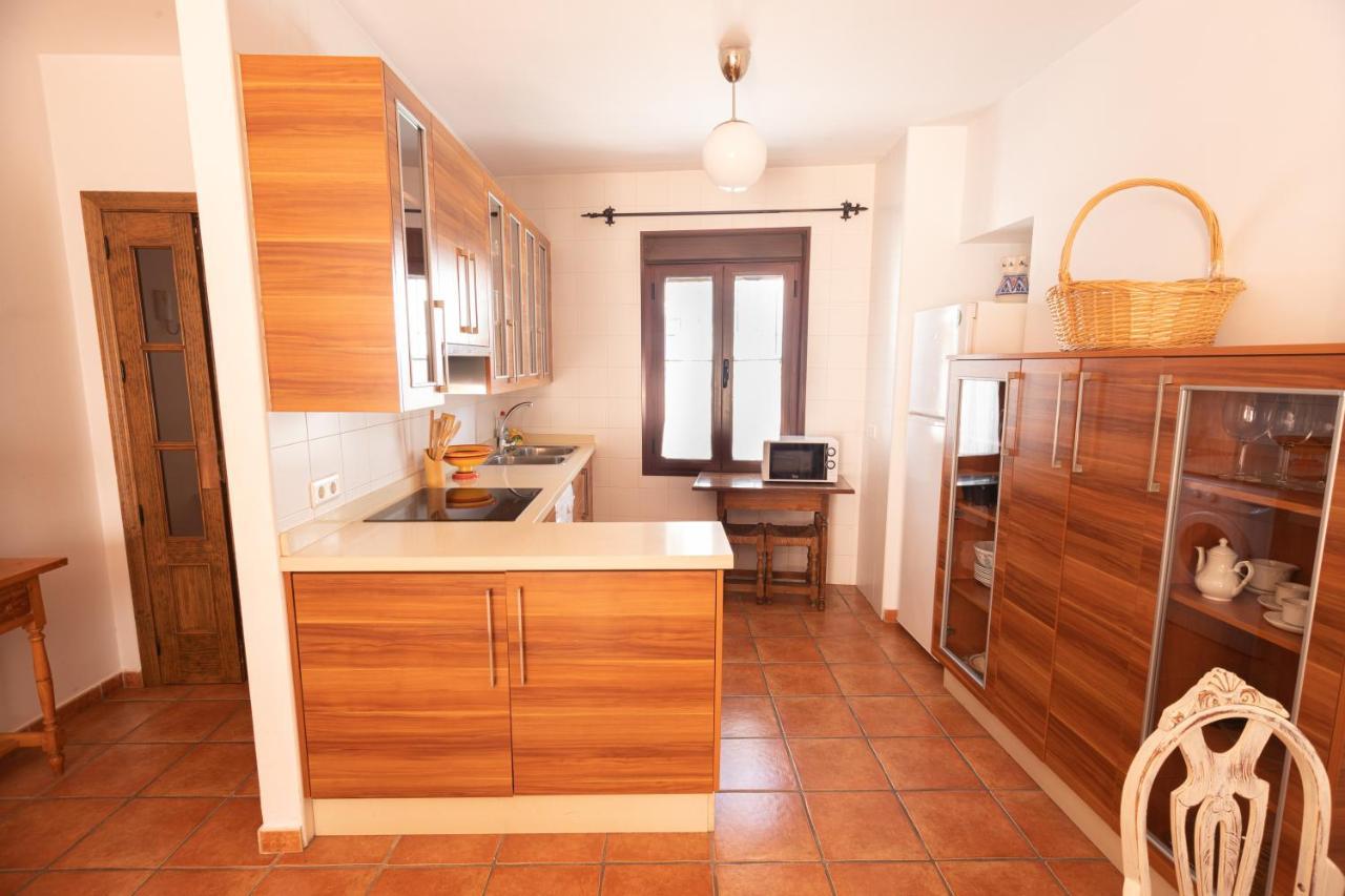 Casa con patio andaluz cerca del tajo de ronda Appartamento Esterno foto